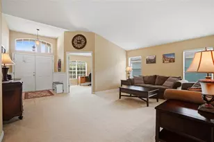 3345 Brenford Pl, Land O Lakes, FL 34638 - Photo 5