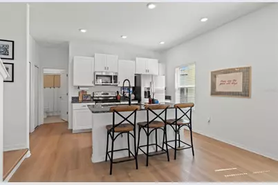 4720 Tuscan Loon Drive, Tampa, FL 33619 - Photo 5