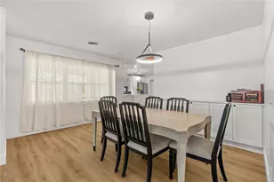 2004 Virginia Dr, Bradenton, FL 34205 - Photo 7