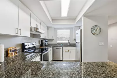 101 Lake Avenue NE #215, Largo, FL 33771 - Photo 7