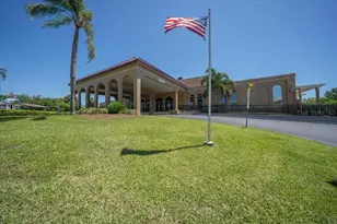 2401 Franciscan Dr, Clearwater, FL 33763 - Photo 17