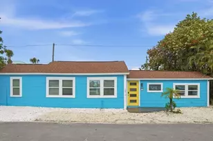 118 92nd Ave, Treasure Island, FL 33706 - Photo 1