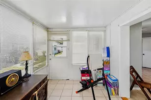 5045 Lily St N, Pinellas Park, FL 33782 - Photo 9