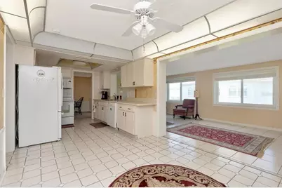 10153 44th Street N #2, Pinellas Park, FL 33782 - Photo 17