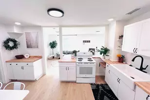 1300 21st St S, Saint Petersburg, FL 33712 - Photo 7