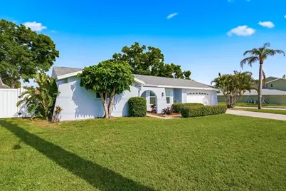 9115 125th Street, Seminole, FL 33772 - Photo 3