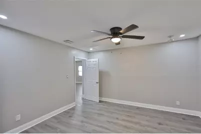 4602 Courtland Street, Tampa, FL 33610 - Photo 13
