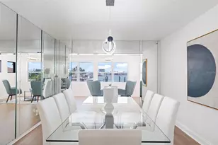 900 79th St S, Saint Petersburg, FL 33707 - Photo 21