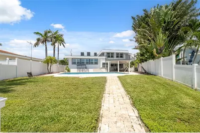 900 79th Street S, Saint Petersburg, FL 33707 - Photo 59