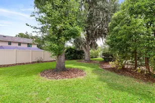 2925 Chelsea Woods Dr, Valrico, FL 33596 - Photo 45
