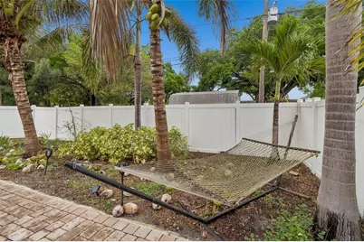 117 41st Avenue NE, Saint Petersburg, FL 33703 - Photo 19