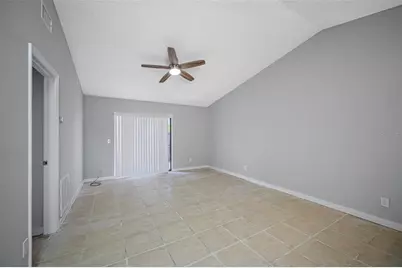 501 St. Michaels Way #520, Tarpon Springs, FL 34689 - Photo 7