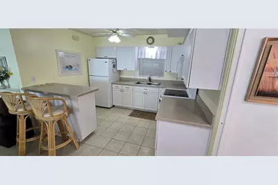 175 55th Avenue #204, Saint Pete Beach, FL 33706 - Photo 9