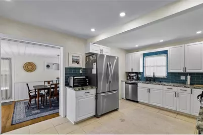 4628 Dr Martin Luther King Jr Street N, Saint Petersburg, FL 33703 - Photo 13