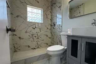 130 Virginia Ct, Englewood, FL 34223 - Photo 23