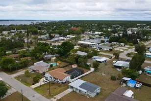 130 Virginia Ct, Englewood, FL 34223 - Photo 47