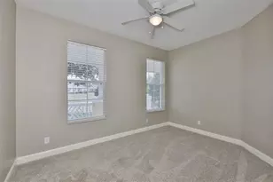 5615 Golden Isles Dr, Apollo Beach, FL 33572 - Photo 11