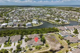 5615 Golden Isles Dr, Apollo Beach, FL 33572 - Photo 37