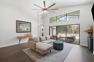 15526 Starling Crossing Dr, Lithia, FL 33547 - Photo 13