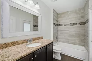 15526 Starling Crossing Dr, Lithia, FL 33547 - Photo 11
