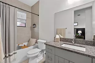 134 8th St N, Saint Petersburg, FL 33701 - Photo 51