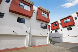 134 8th St N, Saint Petersburg, FL 33701 - Photo 77