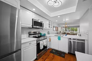 121 Island Way, Clearwater Beach, FL 33767 - Photo 7