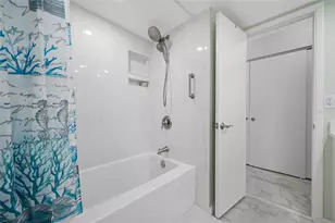 121 Island Way, Clearwater Beach, FL 33767 - Photo 27