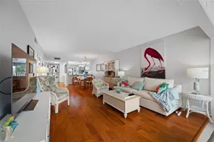 121 Island Way, Clearwater Beach, FL 33767 - Photo 15