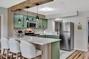 565 55th Ave NE, Saint Petersburg, FL 33703 - Photo 11