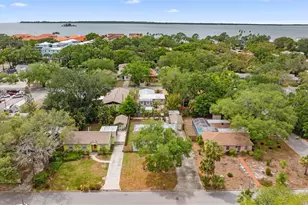 1438 Santa Anna Dr, Dunedin, FL 34698 - Photo 31