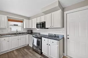 29781 69th St N, Clearwater, FL 33761 - Photo 15