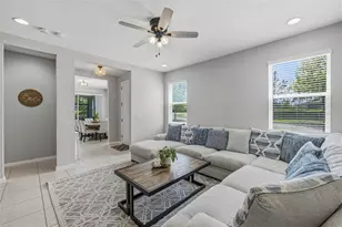 6380 Camino Dr, Apollo Beach, FL 33572 - Photo 11