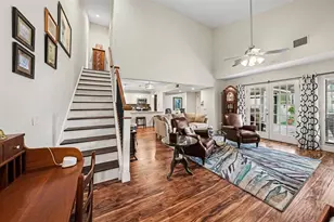 4805 Umber Ct, Tampa, FL 33624 - Photo 3