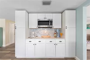 3409 Springfield Dr, Holiday, FL 34691 - Photo 7