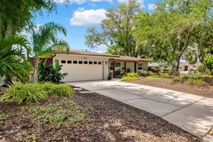 1100 36th Ave NE, Saint Petersburg, FL 33704 - Photo 27