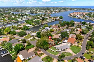 1100 36th Ave NE, Saint Petersburg, FL 33704 - Photo 31