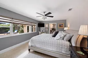 1100 36th Ave NE, Saint Petersburg, FL 33704 - Photo 13
