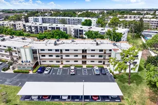 5980 Terrace Park Dr N, Saint Petersburg, FL 33709 - Photo 1