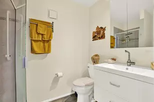 5980 Terrace Park Dr N, Saint Petersburg, FL 33709 - Photo 17