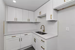 4929 Largo Terrace, New Port Richey, FL 34652 - Photo 21