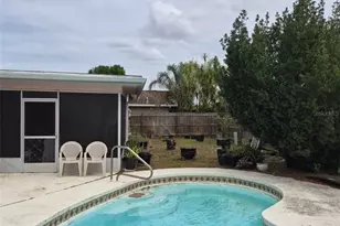 11738 96th Pl, Seminole, FL 33772 - Photo 3