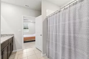 38905 Harlow Rose Dr, Zephyrhills, FL 33540 - Photo 19
