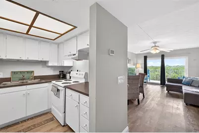 19451 Gulf Boulevard #204, Indian Shores, FL 33785 - Photo 13