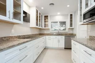 308 Palmetto Ln, Largo, FL 33770 - Photo 11