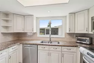 1714 Springdale Dr, Holiday, FL 34691 - Photo 15