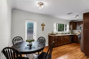 2425 36th Ave N, Saint Petersburg, FL 33713 - Photo 13