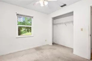 5112 Bernadette Dr, Zephyrhills, FL 33541 - Photo 13