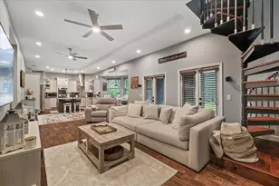 27625 Lincoln Pl, Wesley Chapel, FL 33544 - Photo 7