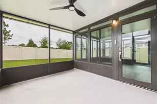 38707 Finn Clover Ln, Zephyrhills, FL 33540 - Photo 27